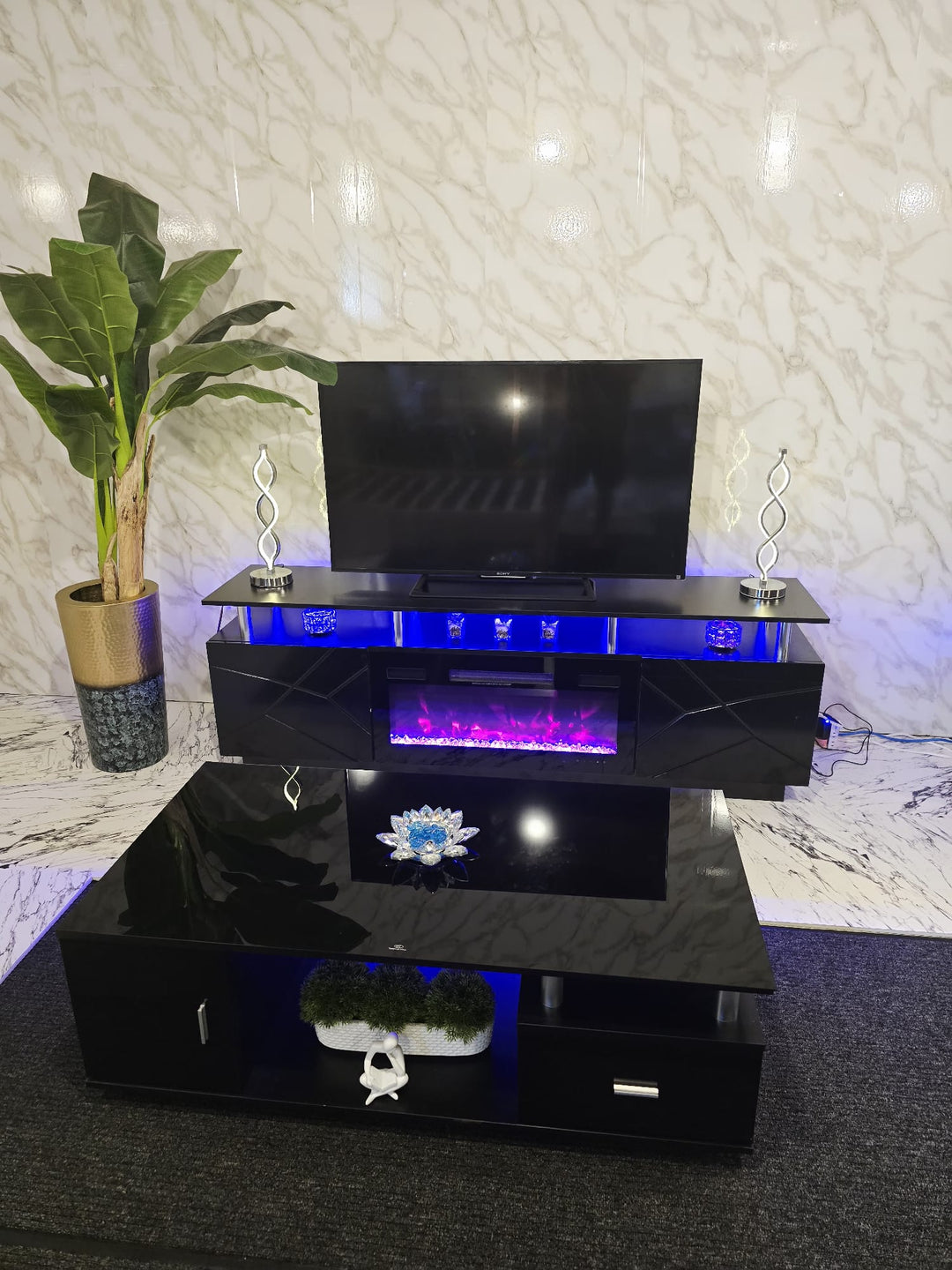 Modern Stylish High Gloss Black Color TV Stand
